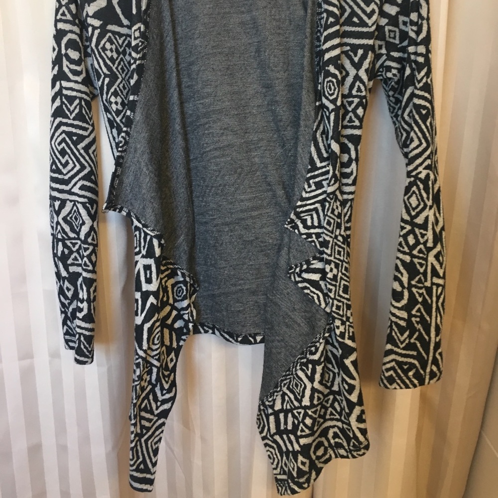 Very cute Aztec cardigan